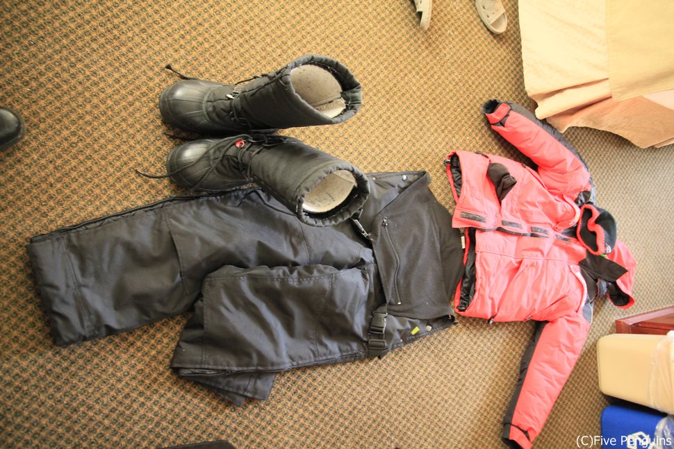 冬のオーロラ鑑賞には必須の貸出し用防寒着（イメージ）