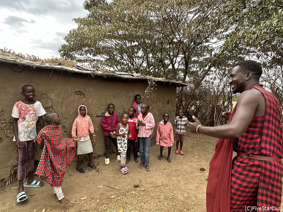 マサイ族の村へ訪問<マサイマラ動物保護区>