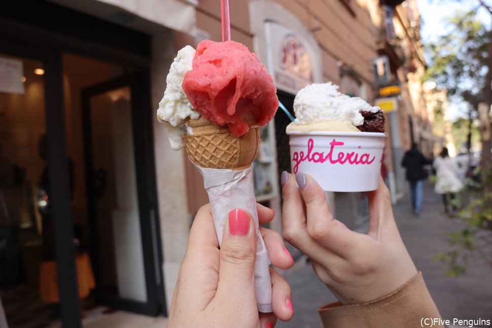 留学中にイタリアで本場ジェラートを食べることも！