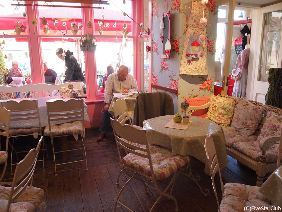 ホークスヘッドのティールーム