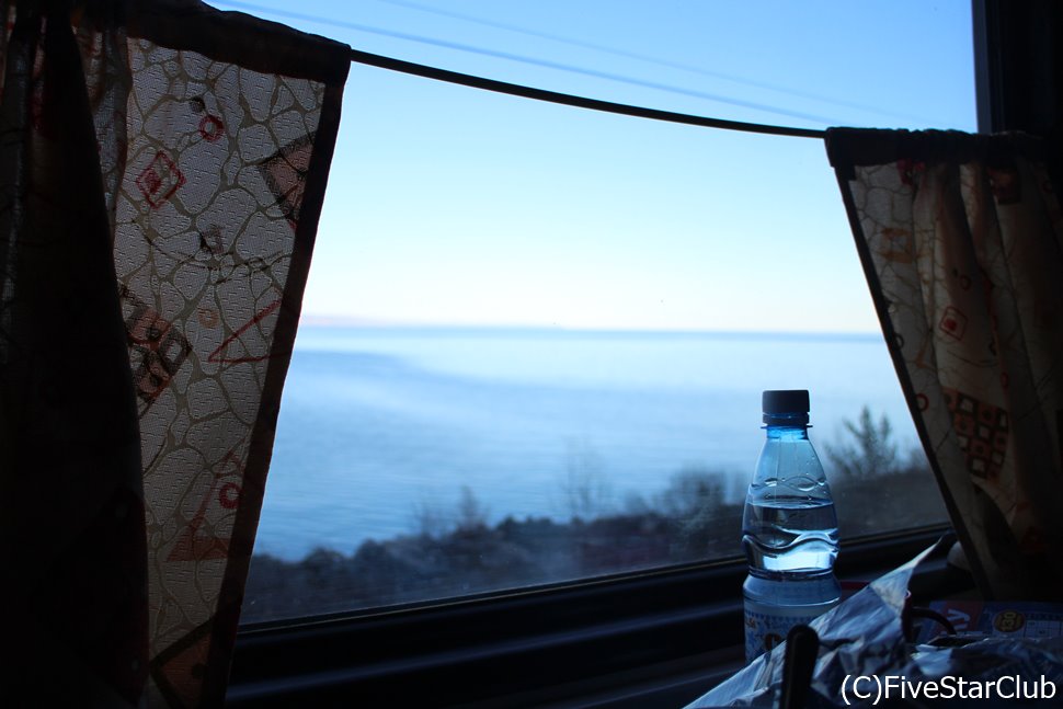 シベリア鉄道 車窓からのバイカル湖