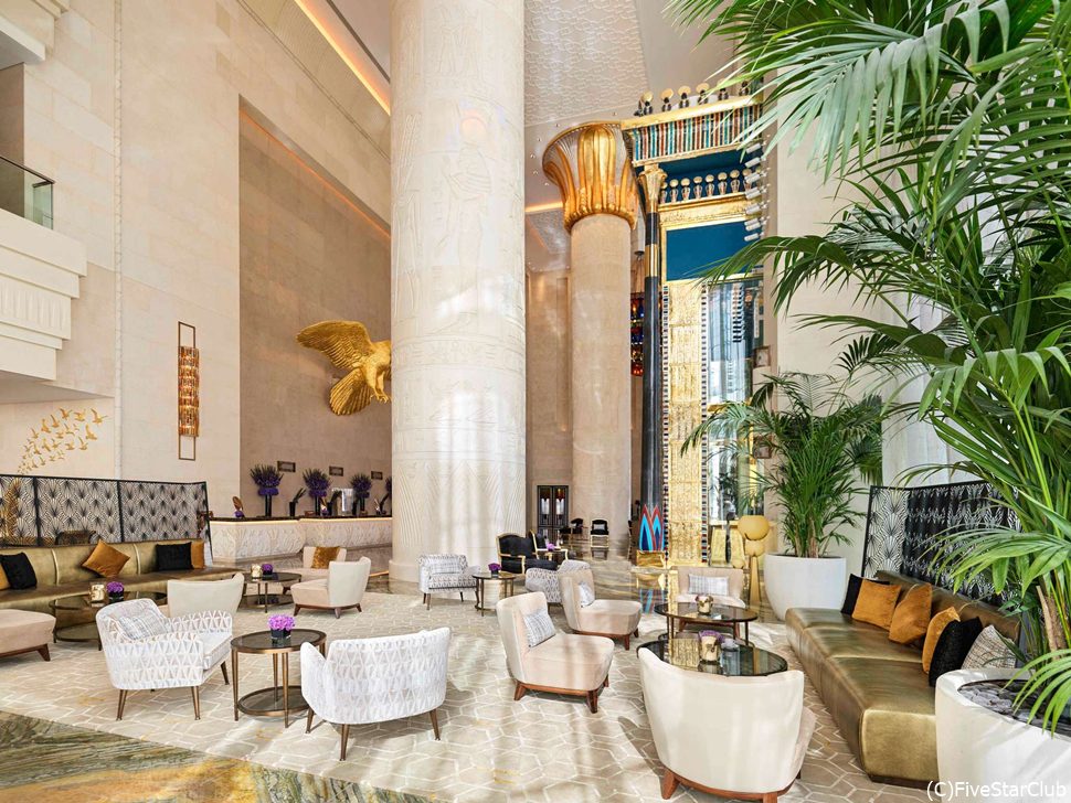 館内のアートや装飾品はエジプトの歴史や文化がテーマ