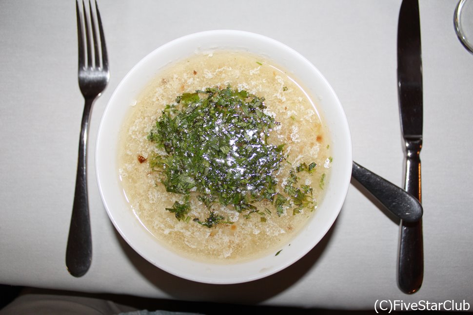本場のジョージア料理&ワインを堪能したいですね。