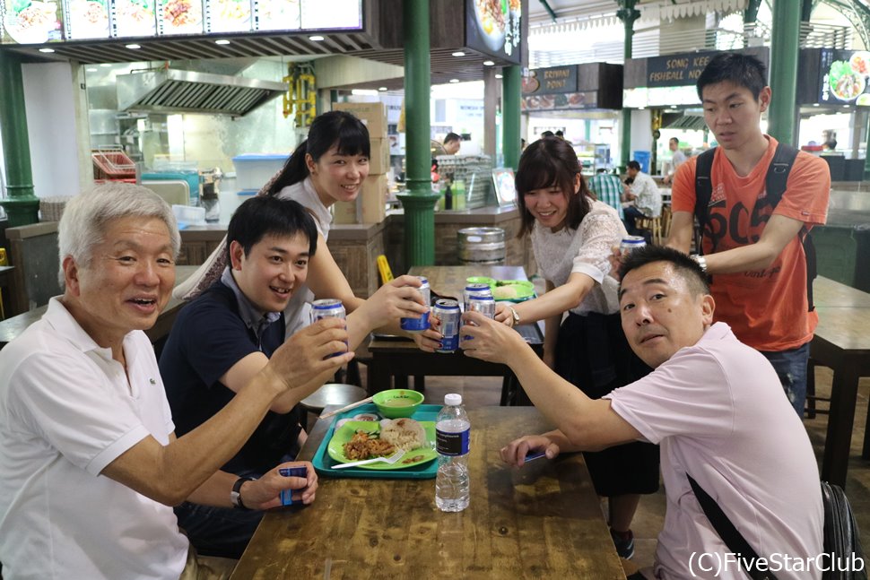 みんなでワイワイが似合うホーカーズで乾杯!