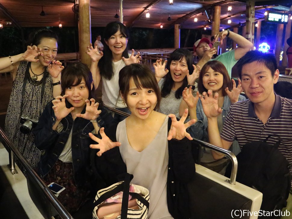 トラムに乗ってサファリを楽しむ!