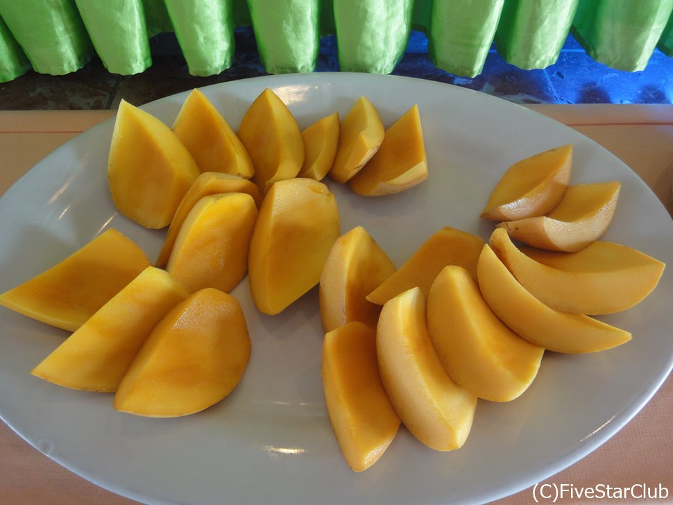 マンゴーをはじめ美味しいフルーツも豊富なフィリピン
