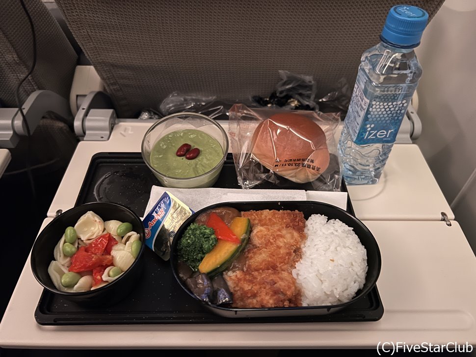 はずれが無いくらい美味しい機内食