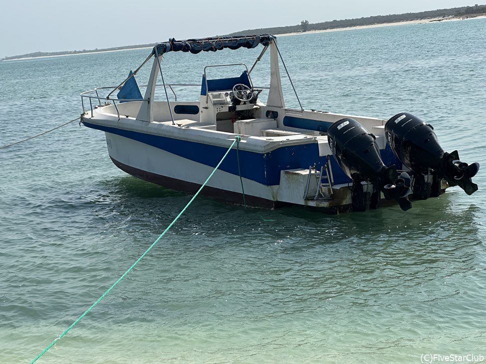 チャーターしたクルーザー