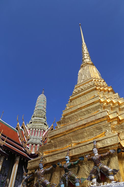 タイにあるエメラルド寺院。ここにエメラルド仏が保管されています。
