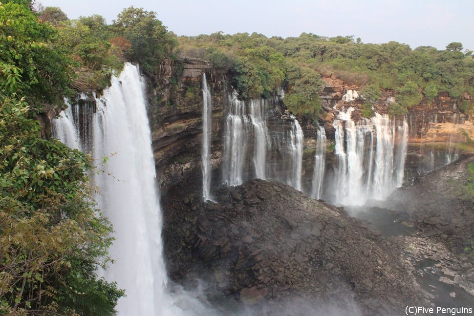 カランドゥラの滝はアンゴラ人の自慢