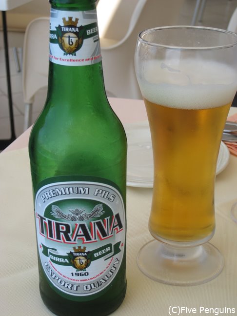 ティラナビールはメジャーなビールのひとつ