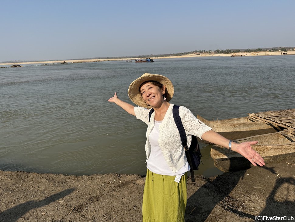 さあ、この川をどうやって車で渡るでしょうか？