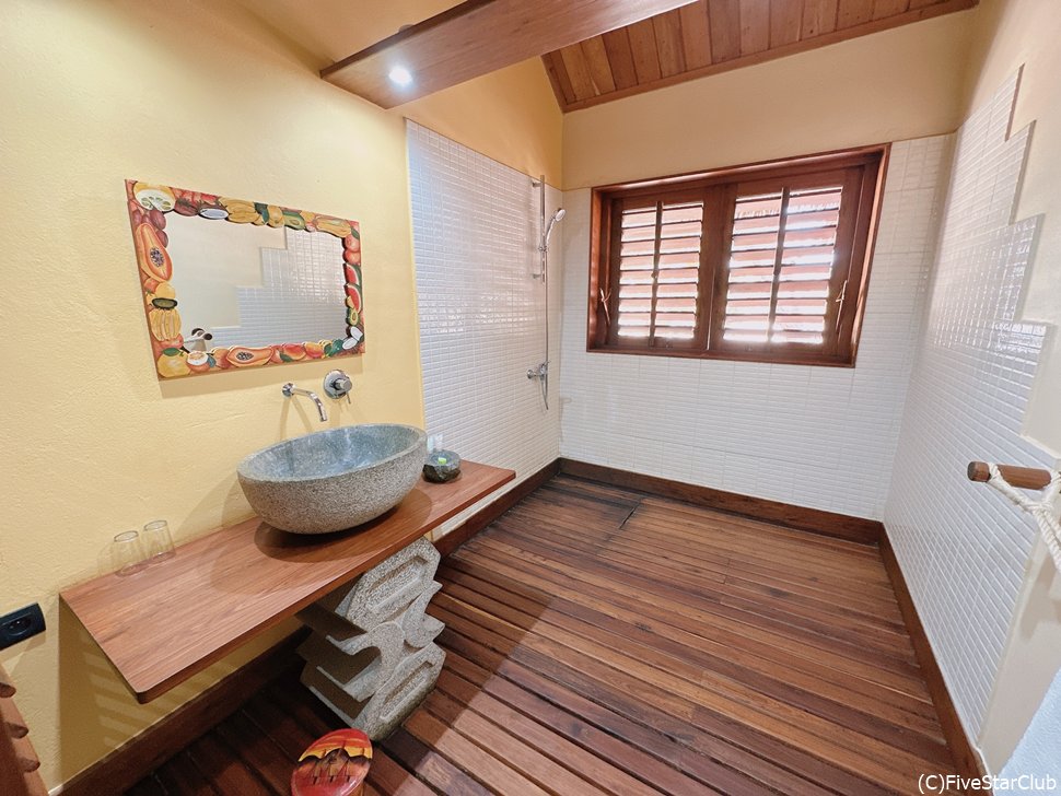 パリサンドル・コート・ウエスト width=