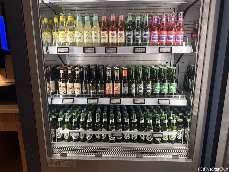 フェリーではビールも購入できます