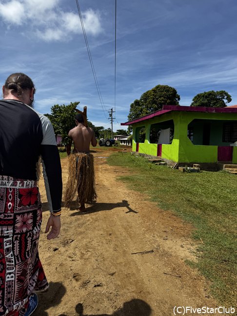 秘境の村　ヴサマ村を散策