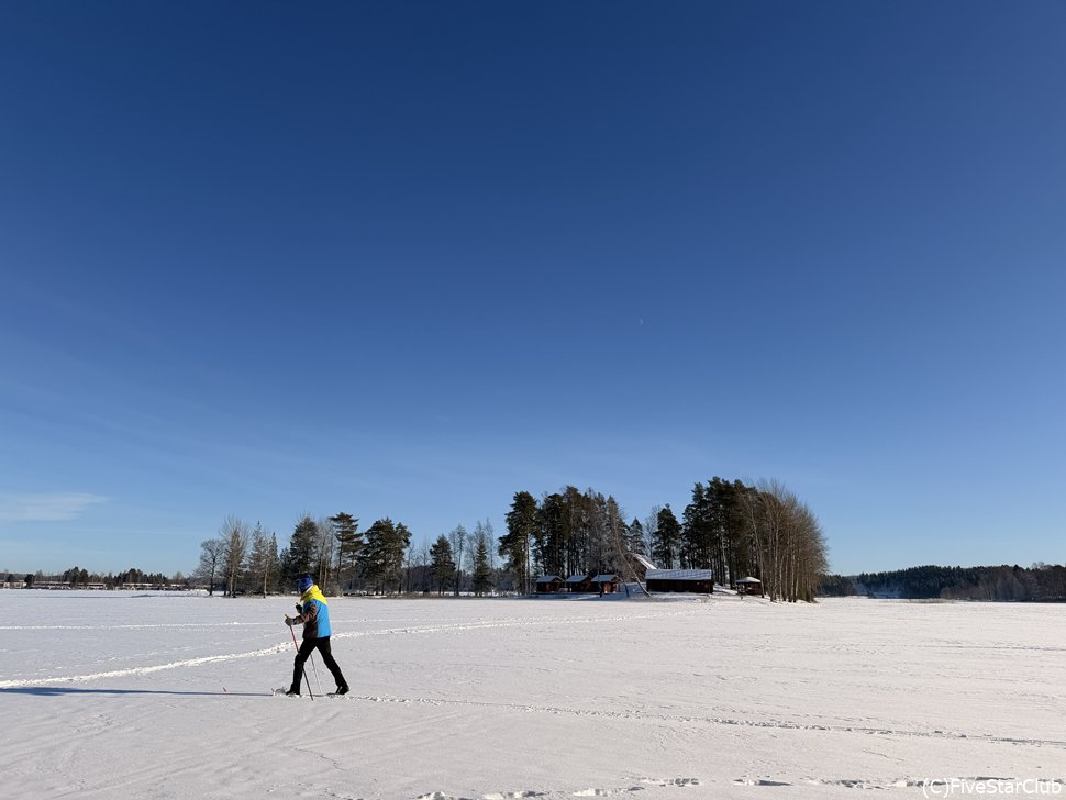 数多くあるユバスキュラの湖は冬は全面凍結