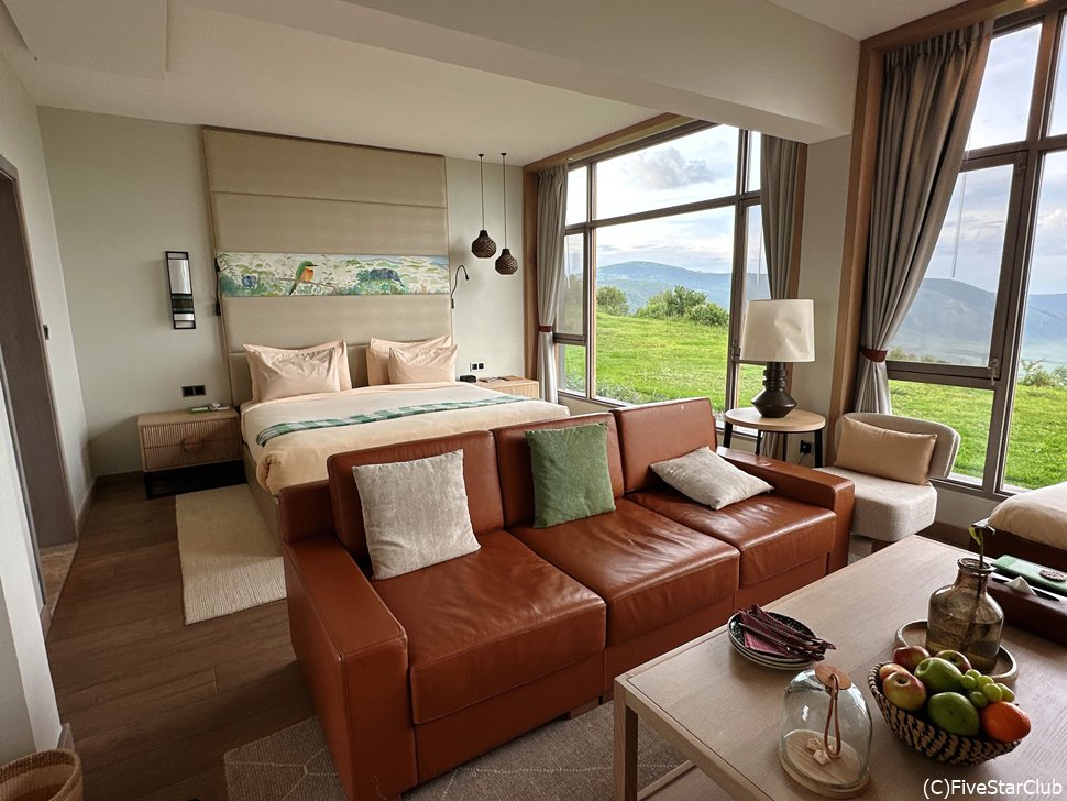 居ながらにしてクレーターを眺められる最高のお部屋