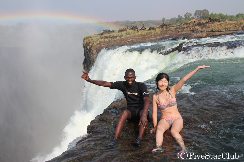 ビクトリア滝を中心に近隣国へ